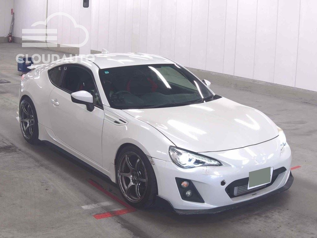 2015 TOYOTA 86