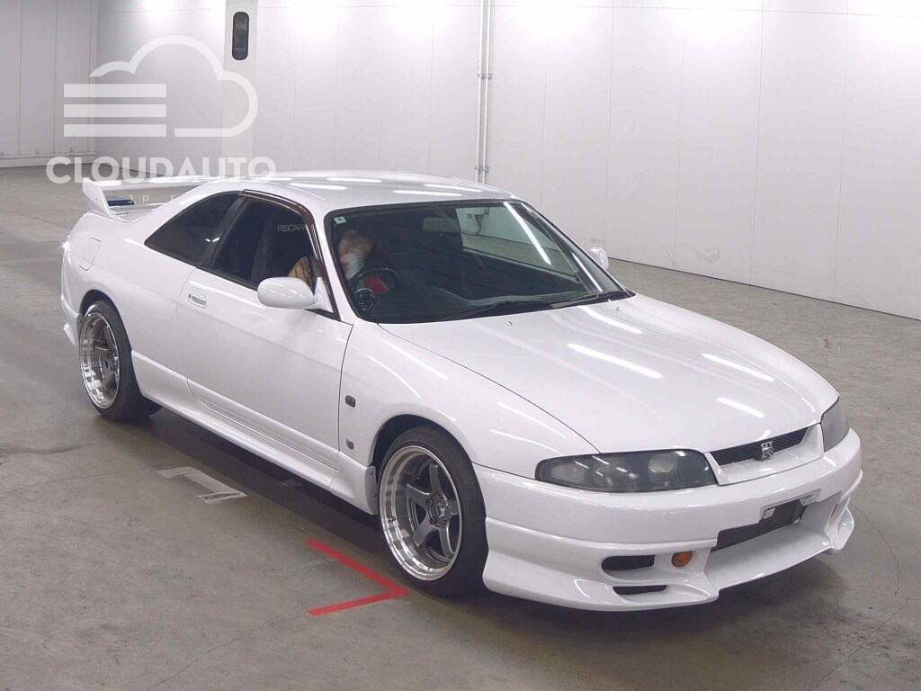1995 NISSAN SKYLINE