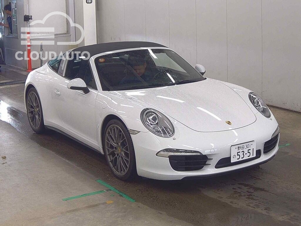 2015 Porsche 911