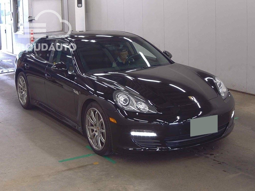 2013 Porsche PANAMERA