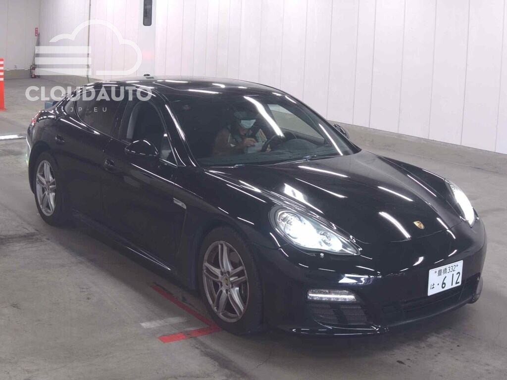 2011 Porsche PANAMERA