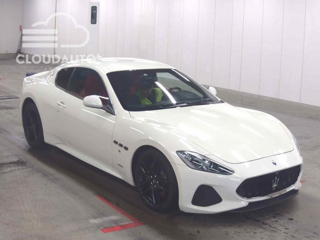 2017 Maserati GRANTURISMO