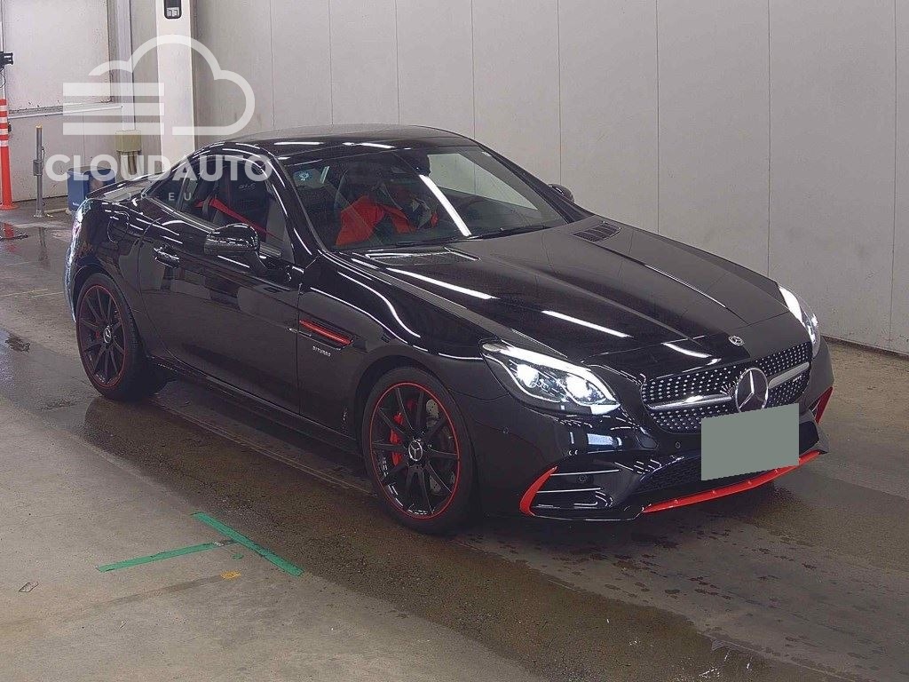 2017 Mercedes AMG SLC
