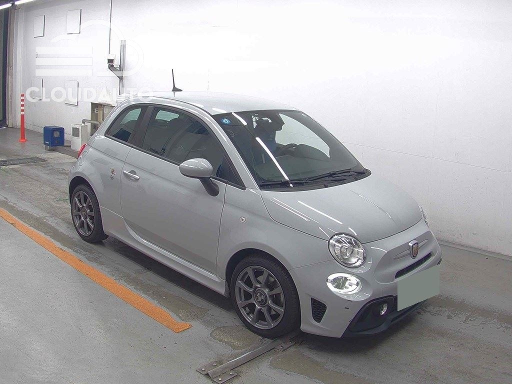 2021 Abarth 595