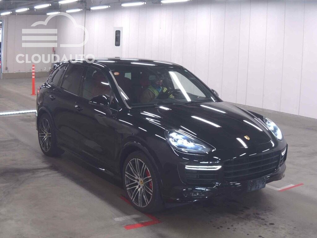 2015 Porsche CAYENNE