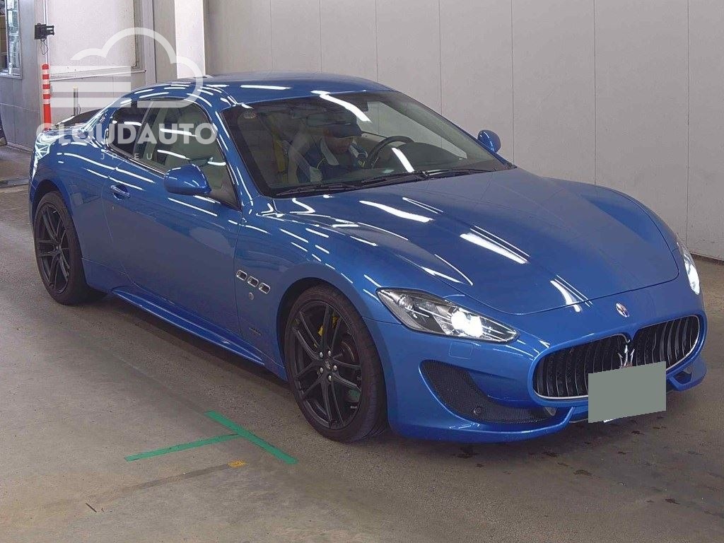 2016 Maserati GRANTURISMO