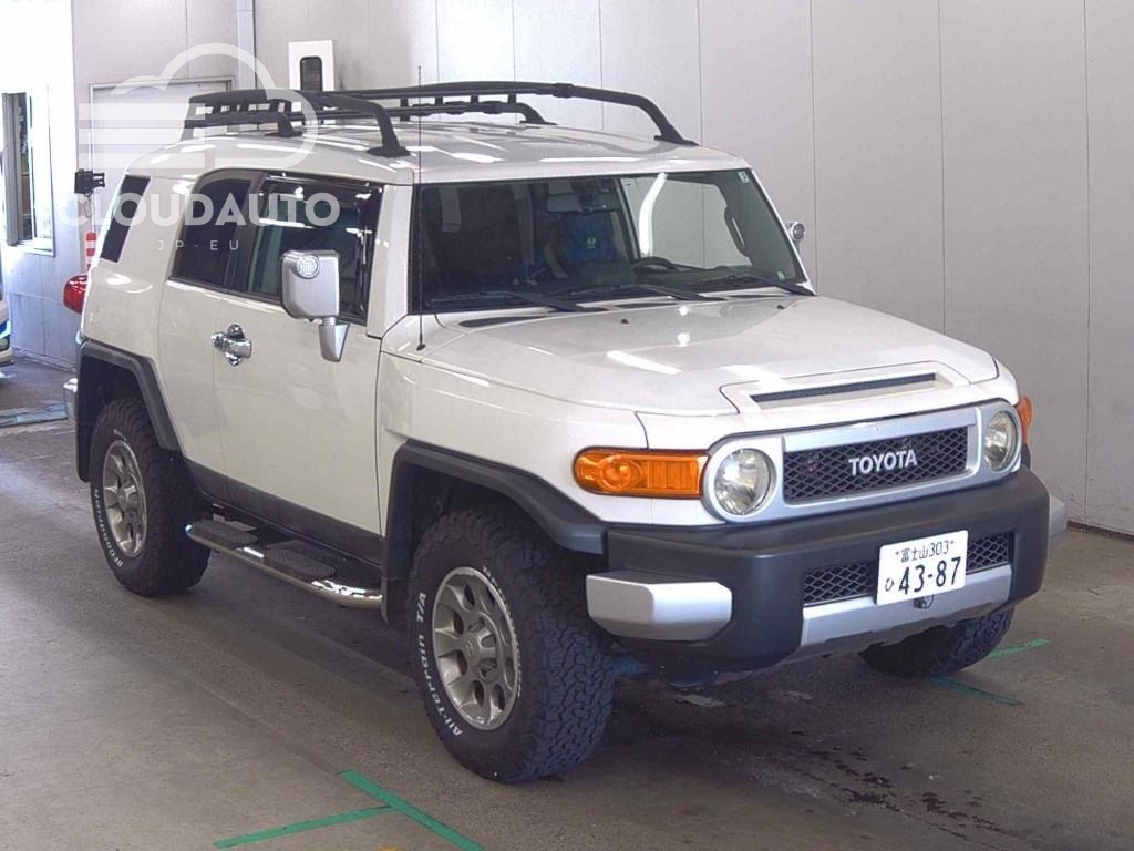2011 Toyota FJ CRUISER
