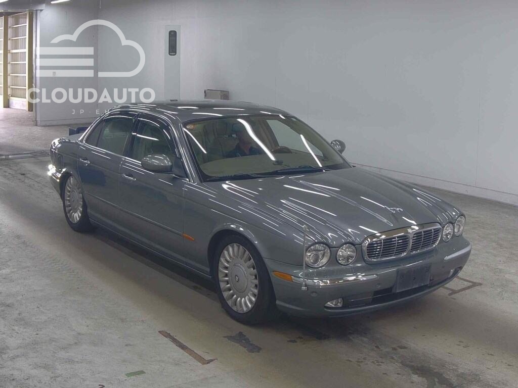 2004 Jaguar XJ