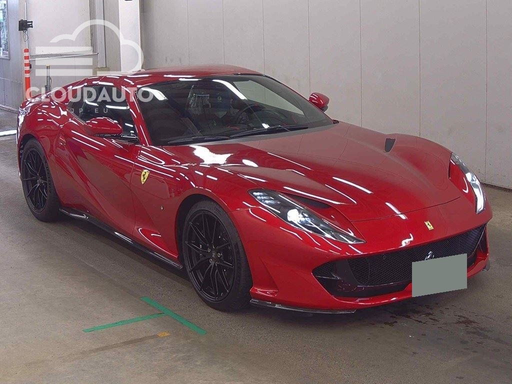 2024 Ferrari 812 GTS