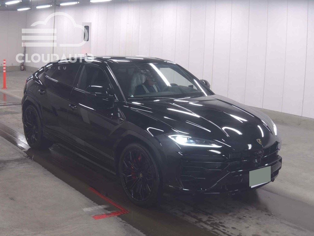 2026 Lamborghini URUS