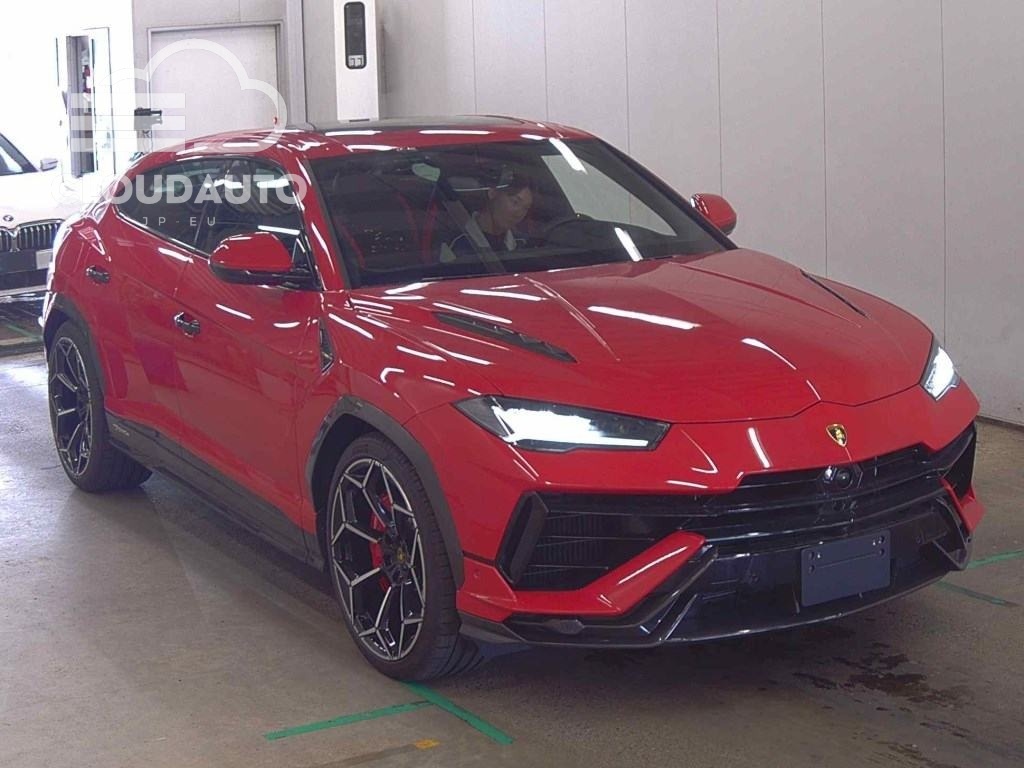2024 Lamborghini URUS
