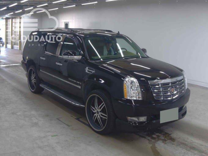 2013 Cadillac ESCALADE