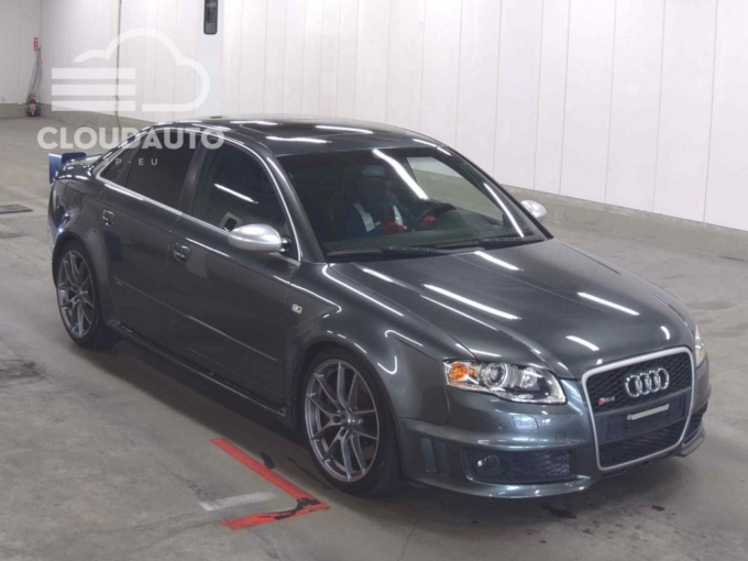 Audi RS4