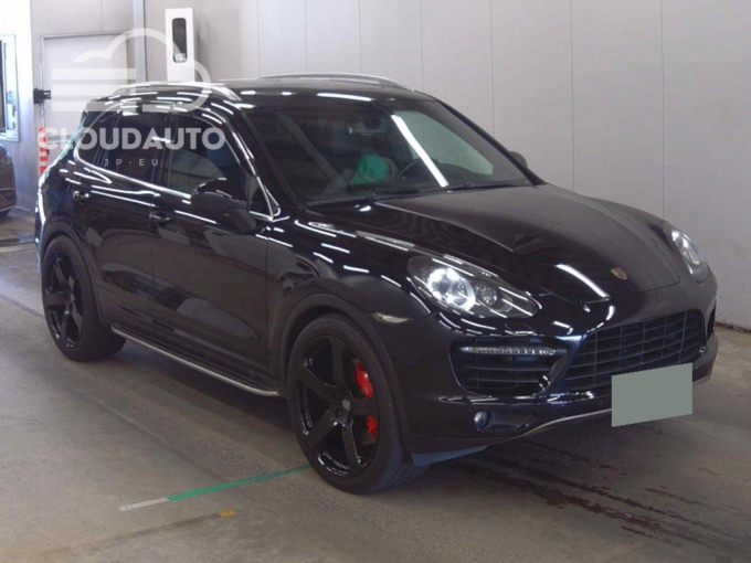 2010 Porsche CAYENNE