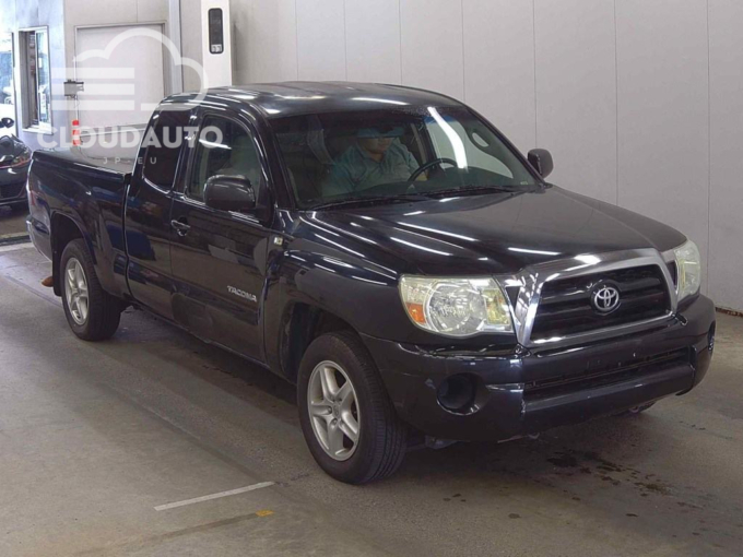AMERICA TOYOTA TACOMA