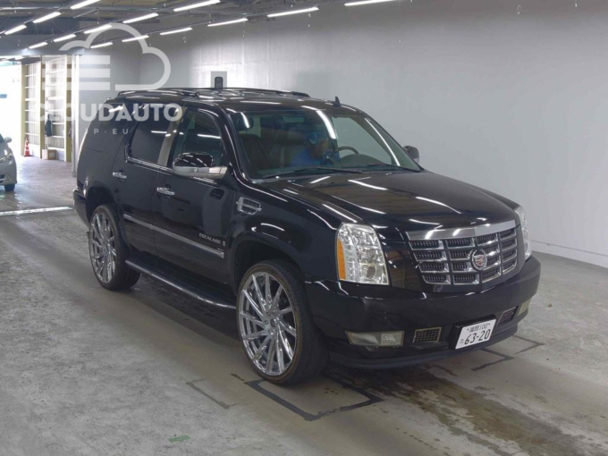 2013 Cadillac ESCALADE