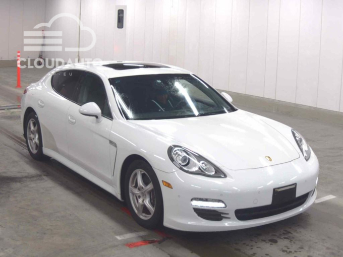 2013 Porsche PANAMERA