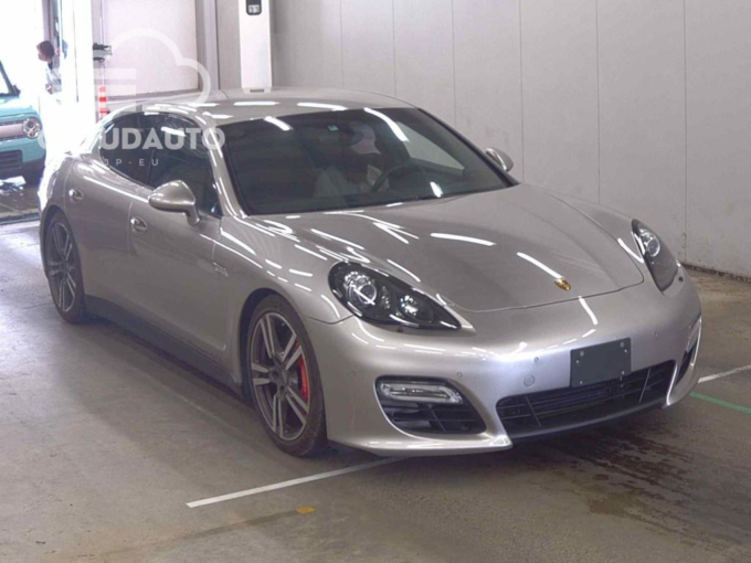 2012 Porsche PANAMERA