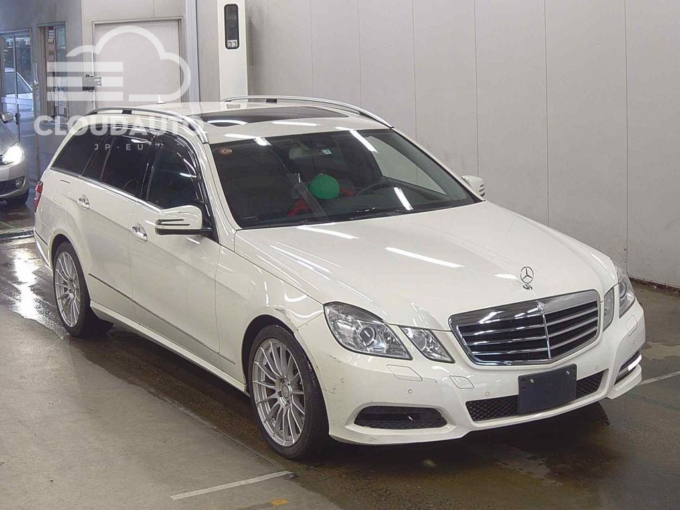 Mercedes-Benz E-Class Station Wagon
