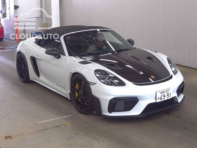 2025 Porsche 718 SPYDER