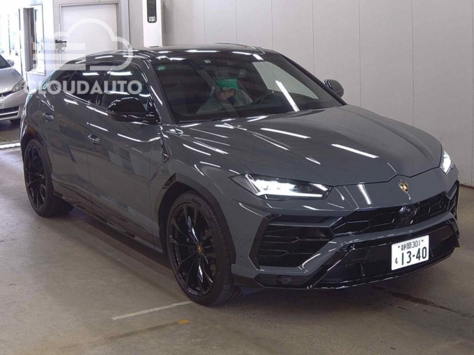 2022 Lamborghini URUS