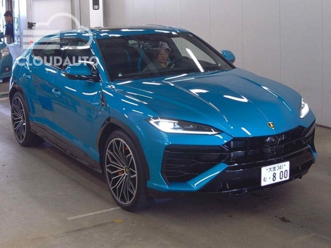 2025 Lamborghini URUS