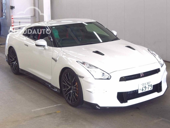 2023 NISSAN  GT-R